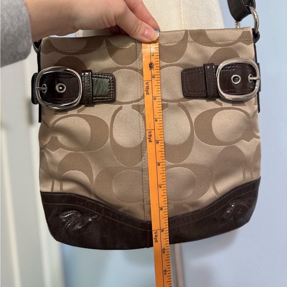 Coach Signature 2011 Tan and Brown Crossbody Bag - Picture 14 of 16